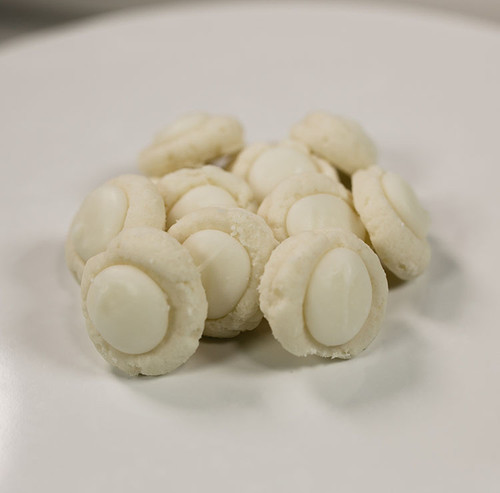 White (8 Dozen) White (8 Dozen)