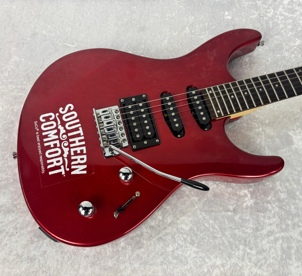 Washburn RX10 レッド SSH エレキギター ケース付 Washburn RX10 レッド SSH エレキギター ケース付 Red Washburn