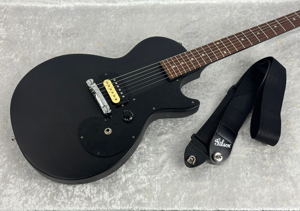 2011 USA Gibson Melody Maker guitar in satin black (excellent