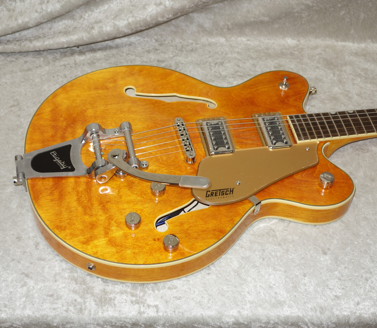 PRE-ORDER! Gretsch G5622T Electromatic® Center Block guitar