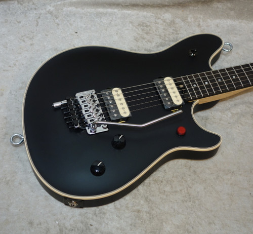 Pre-order! EVH USA Wolfgang electric guitar in silver finish
