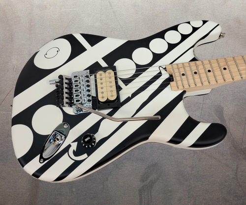 IN-STOCK! 2024 EVH Striped Series guitar in Satin Black / White Circles