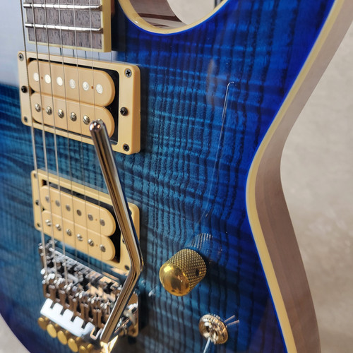 IN-STOCK USA JACKSON CUSTOM SHOP - MASTERBUILT DINKY / CHLORINE