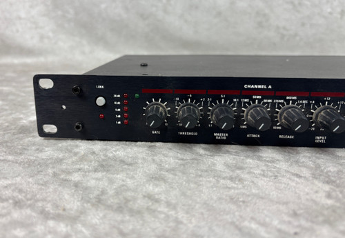 Studio Logic MT66 Stereo Compressor Limiter rack unit