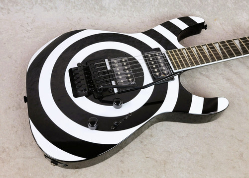 JACKSON SLX DX SOLOIST / BULLSEYE ELECTRIC GUITAR