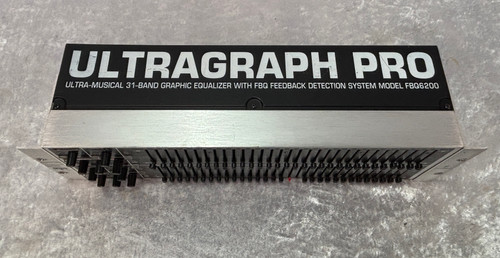 Behringer Ultragraph Pro FBQ6200 EQ graphic equalizer