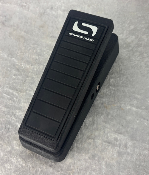 Source Audio SA161 Dual Expression Pedal w/ box and extras