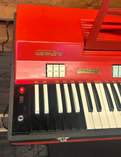 Vintage Farfisa Combo Compact 61-Key Organ CC / 23 Compact