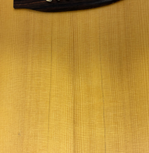 Seagull acoustic electric guitar in natural with case