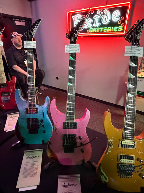 2026 USA JACKSON CUSTOM SHOP / SPECIAL EDITION SOLOIST  \  PLATNIUM PINK OVER 3TSB NITRO TOR RELIC