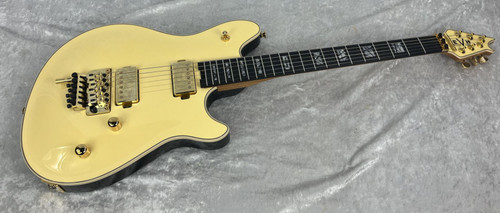 USA EVH WOLFGANG CUSTOM SHOP FR GUITAR / TUXEDO WHITE & BLACK