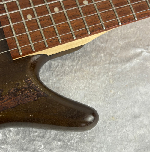 Ibanez GSR206B Gio Soundgear 6 String Bass Guitar