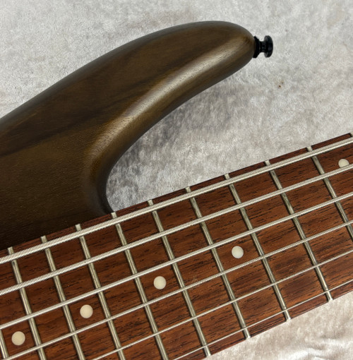 Ibanez GSR206B Gio Soundgear 6 String Bass Guitar