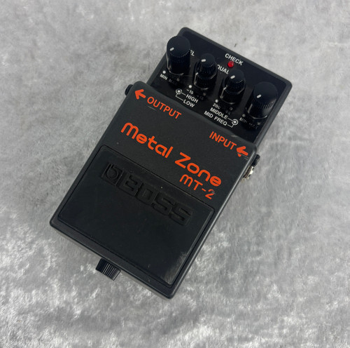 Boss MT-2 Metal Zone pedal