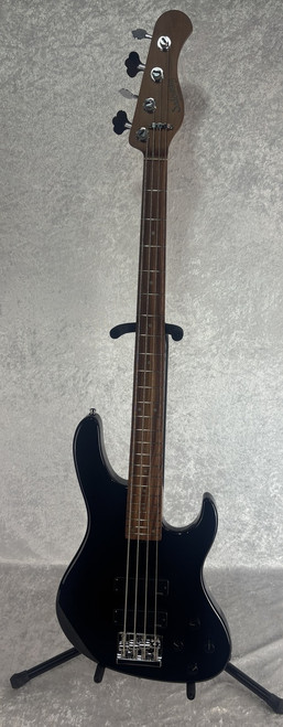 Sadowsky MetroExpress 24 fret Modern bass guitar in black finish with bag