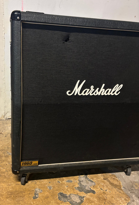 Marshall 1960A 4x12 guitar cab cabinet w/ casters