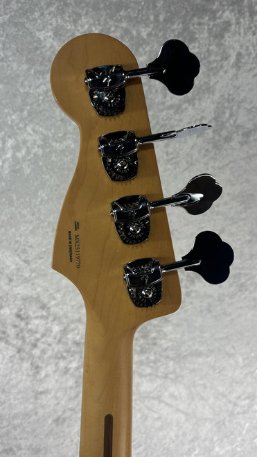 Fender Mark Hoppus Signature Jag Jaguar Bass in Hot Pink