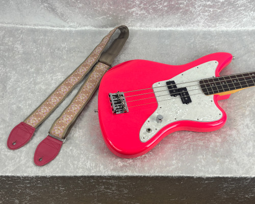 Fender Mark Hoppus Signature Jag Jaguar Bass in Hot Pink