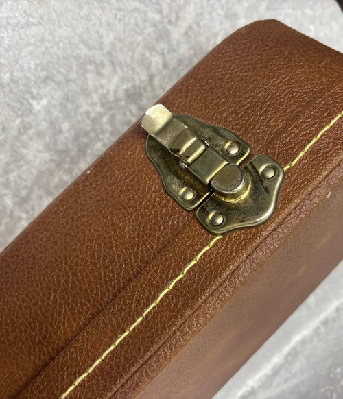 Gibson USA SG California girl electric guitar case Tan / Pink \ Cali