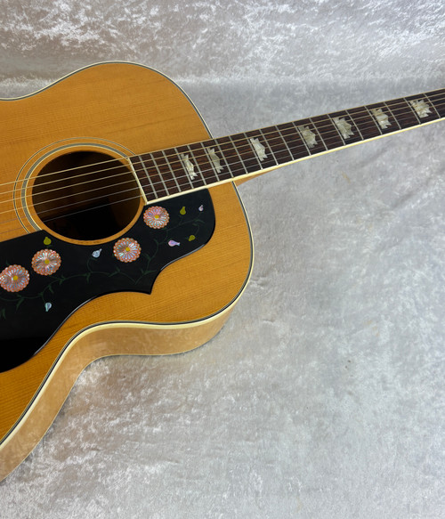 Vintage MIJ Alvarez 5055 acoustic guitar with case