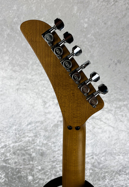 IN-STOCK - EVH 5150 SERIES GUITAR DELUXE QUILTED MAPLE / LIMEADE ZEST