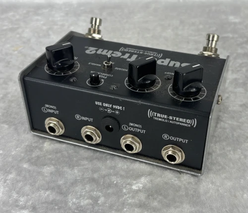 Fulltone Supa-Trem 2 tremolo pedal w/ box
