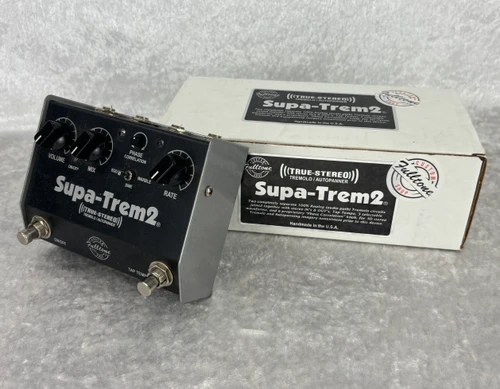 Fulltone Supa-Trem 2 tremolo pedal w/ box