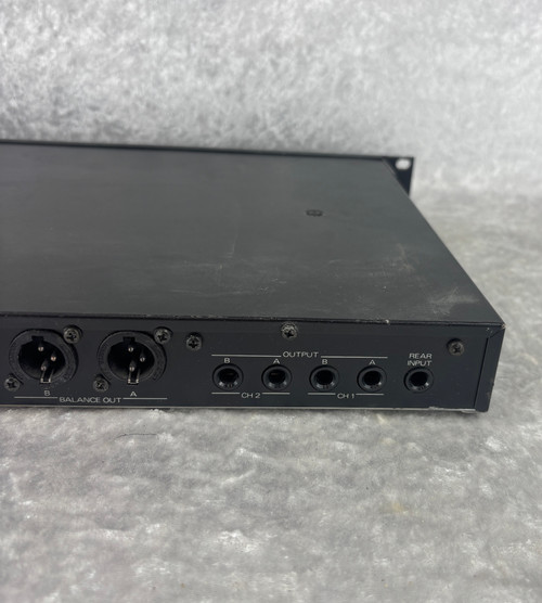Roland GP-16 Digital Guitar Effects Processor unit