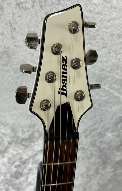 Ibanez SZ320EX electric guitar in gloss white finish with case