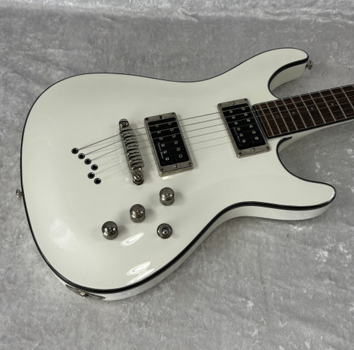 Ibanez SZ320EX electric guitar in gloss white finish with case