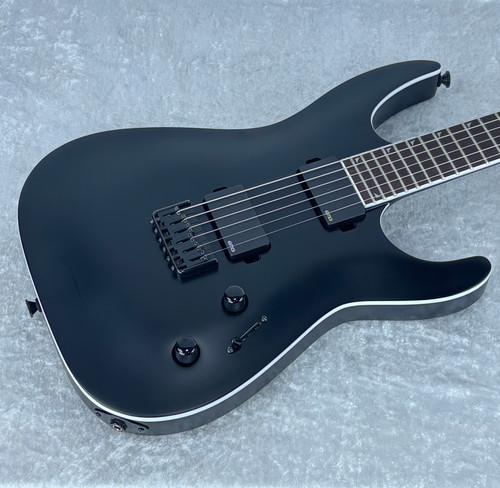 Jackson X Series Soloist SLA6 DX Baritone guitar black finish