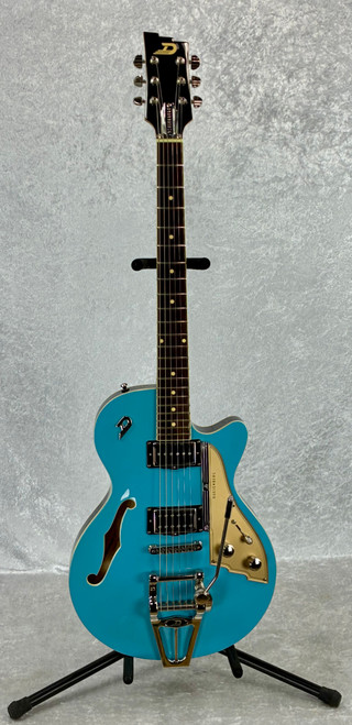 DUESENBERG STARPLAYER TV / TREMOLO GUITAR NARVIK BLUE + GIGBAG
