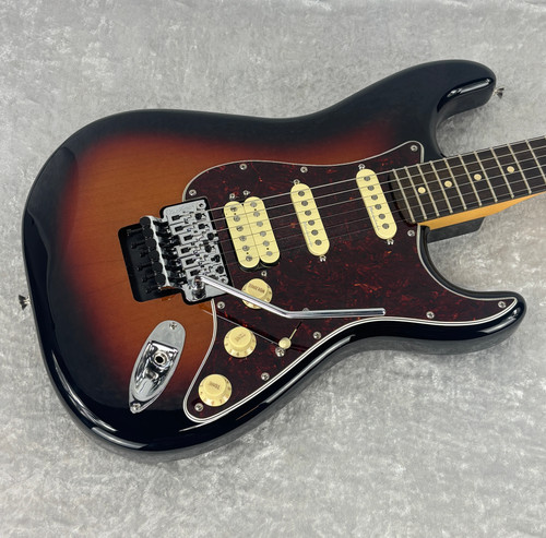 Fender Player II Modified Stratocaster HSS Floyd Rose in Sunburst with bag
