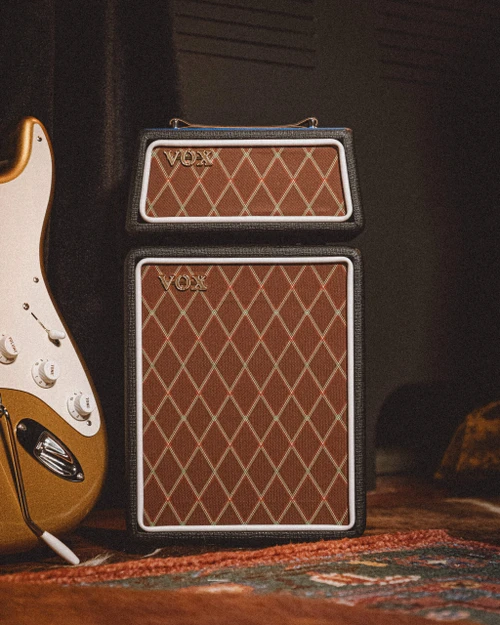 VOX MICRO SUPERBEETLE 5/20 WATT RECHARGEABLE BLUETOOTH AMP