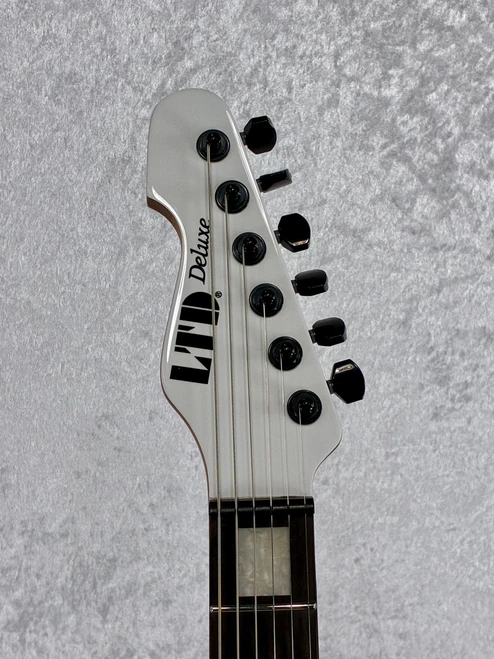 LTD DELUXE XJ-2 HT HH OFFSET GUITAR IN SNOW WHITE