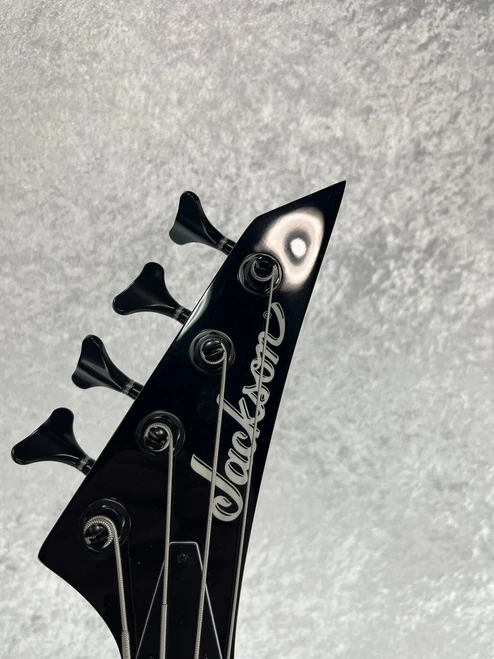 Jackson JS Series JS3P Concert Bass in Trans Black burst
