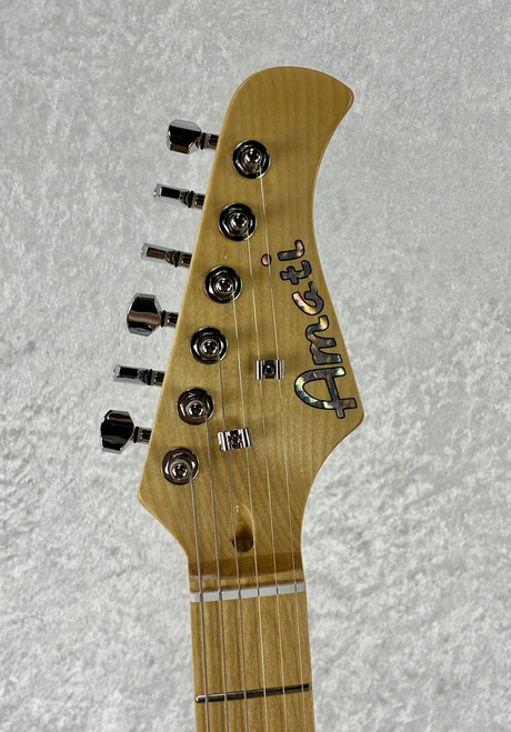 AMATI CLASSIC STRAT TYPE GUITAR IN LAGOON GREEN | ACCESSORIES INCLUDED