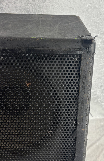 B-52 LG-412V 4x12 guitar speaker cab