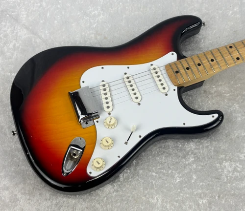 Vintage 1970's MIJ Hohner Strat Stratocaster Style electric guitar with case