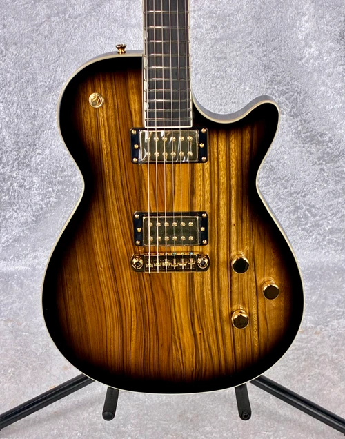 GRETSCH LIMITED EDITION ELECTROMATIC JET DOUBLE CUT WT | BLACK LIMBA