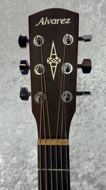 Alvarez RF26SSB-AGP acoustic guitar with case
