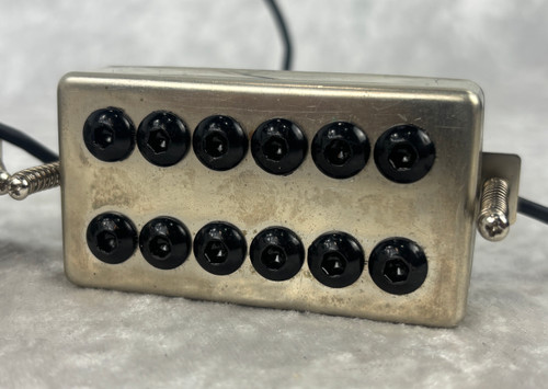 Seymour Duncan Invader SH-8 bridge and neck humbucker set nickel cover