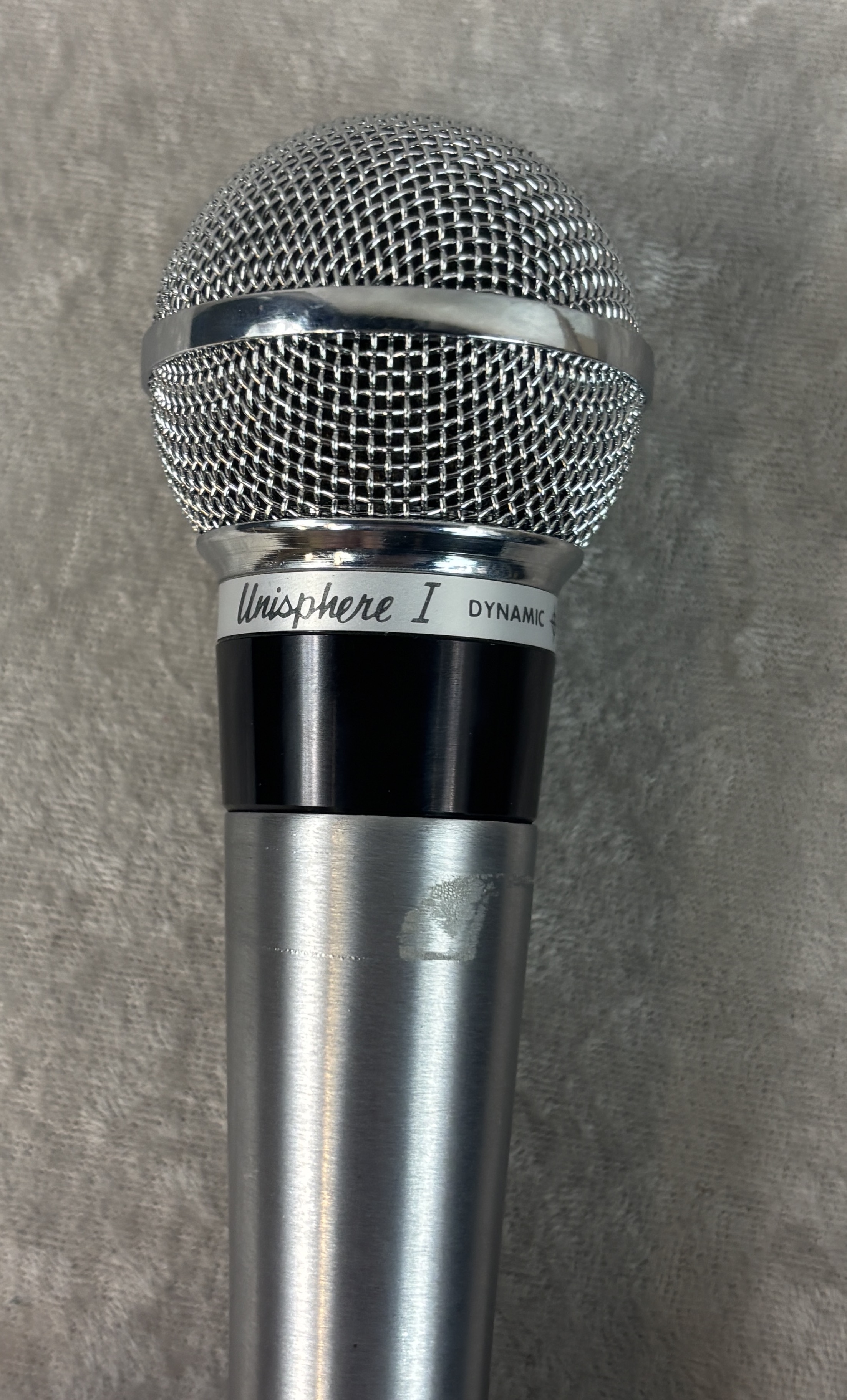 Shure Unisphere I 565 Dynamic Microphone with cable and bag (B