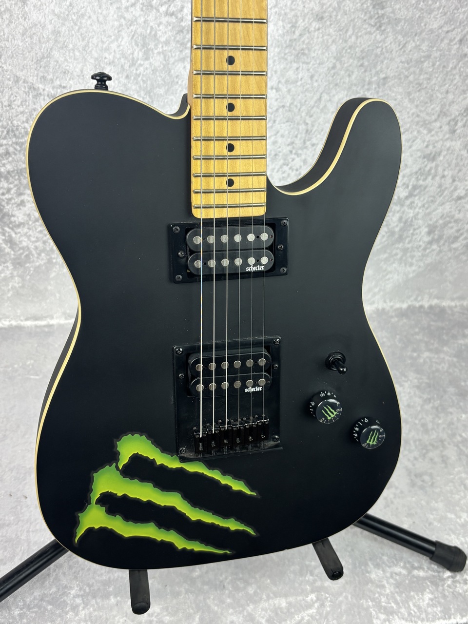 Schecter Diamond Series PT electric guitar with Monster