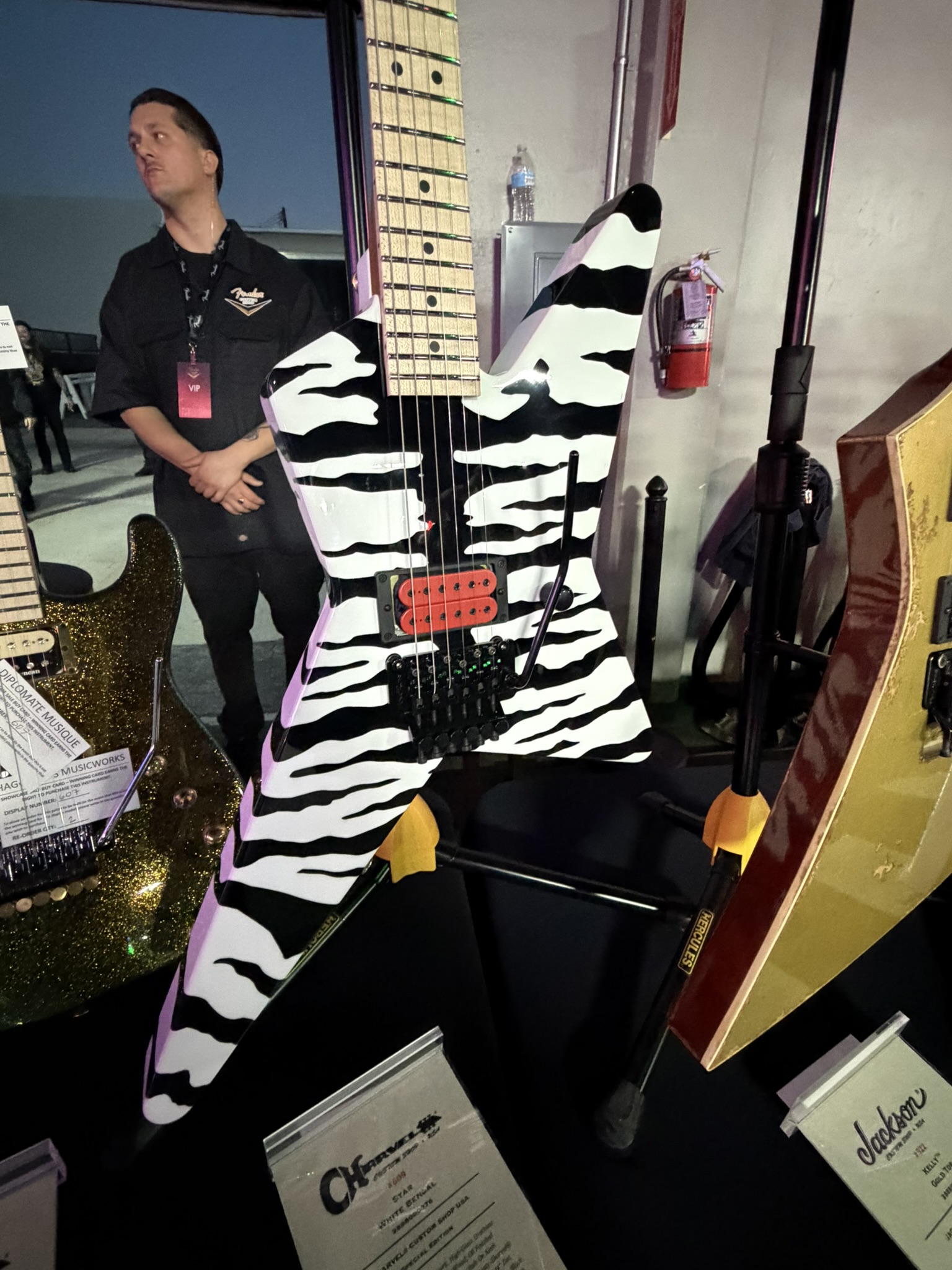 2026 USA CHARVEL CUSTOM SHOP / SPECIAL EDITION STAR  WHITE BENGAL