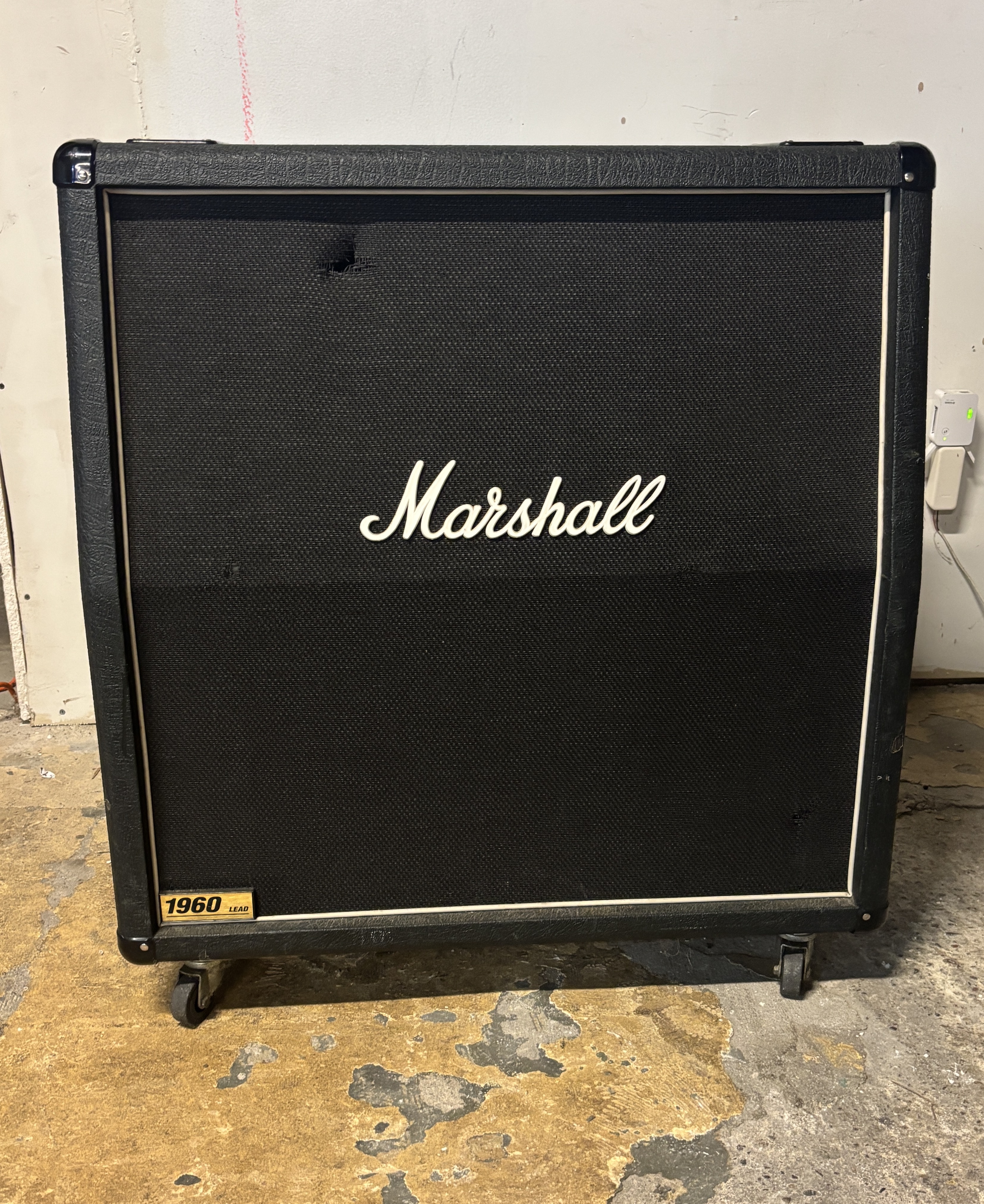 EQUASIAN LPレコード Chris Marshall Marshall 1960A 4x12 guitar cab cabinet w/ casters - Capitol Guitars