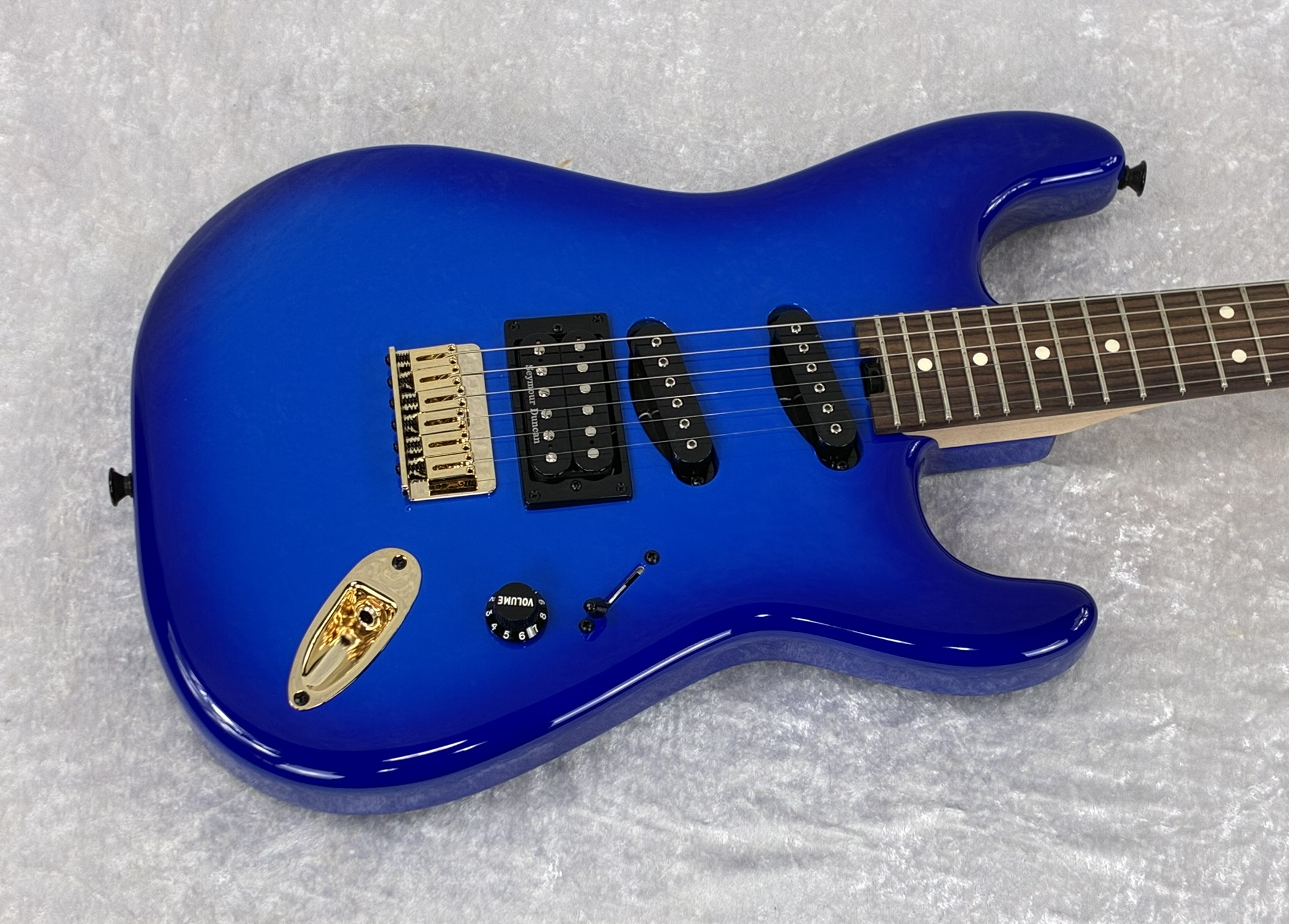 Charvel エレキギター レスポールタイプ 青 ジャンク Charvel レスポールタイプ エレキギター｜Yahoo!フリマ（旧PayPayフリマ）
