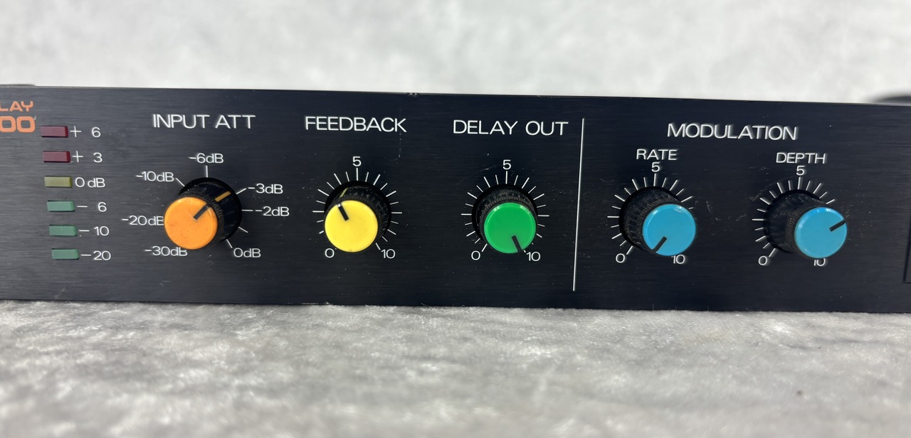 Roland SDE-1000 Digital Delay rackmount unit - Capitol Guitars