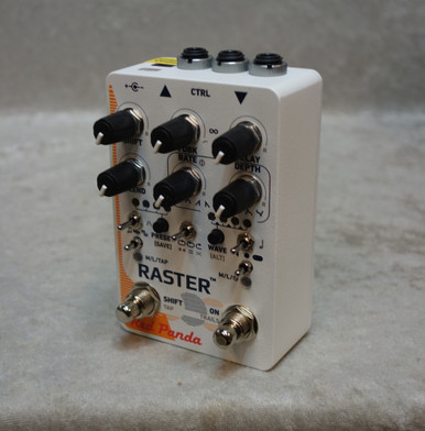 Red Panda Raster Rear Down RED PANDA RASTER 2 DIGITAL DELAY / PITCH SHIFT PEDAL + FREE PATCH CABLE