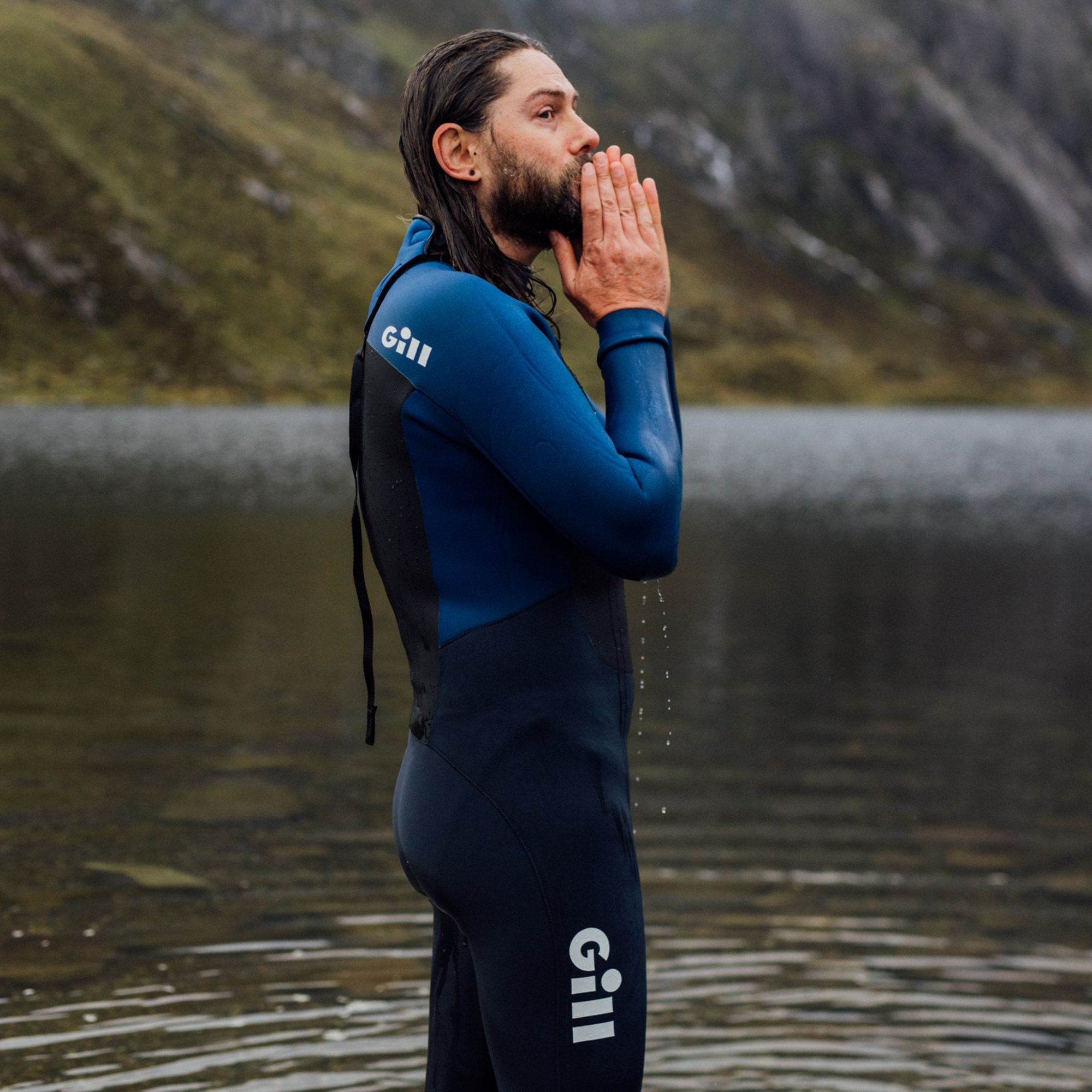 Men’s Pursuit Wetsuit 4/3mm Back Zip - 5029J-BLU46-LIFESTYLE_3.jpg